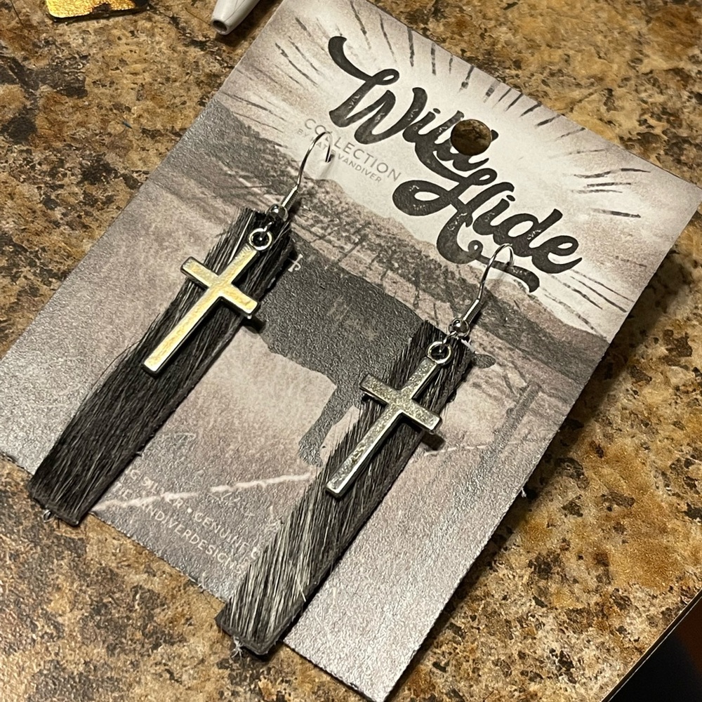 Cowhide sterling silver with cross earring